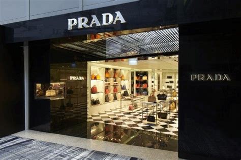 svendita prada dipendenti|prada offerta di lavoro.